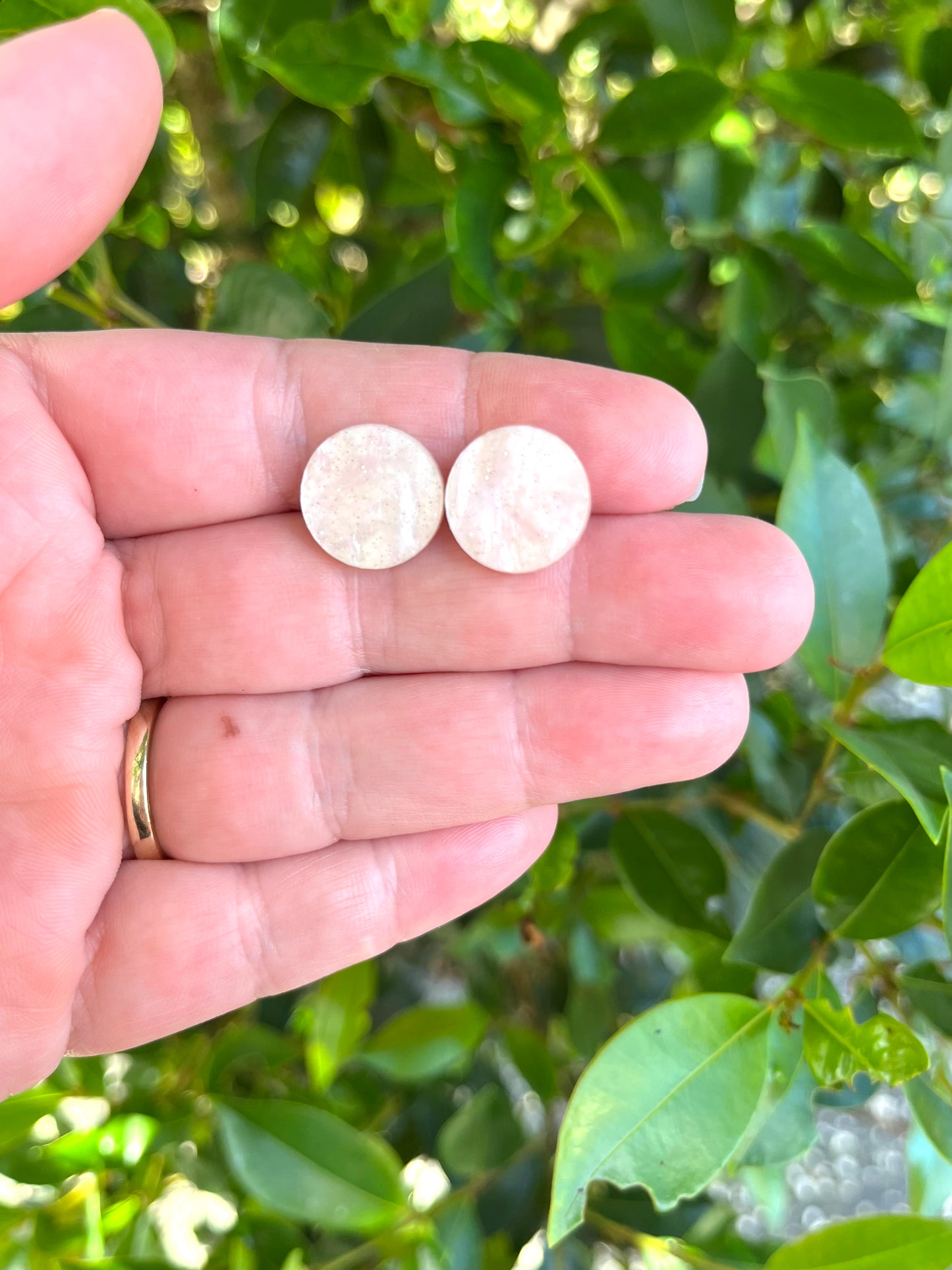 Pearly White Glittery Marble Statement Studs (1.5cms)