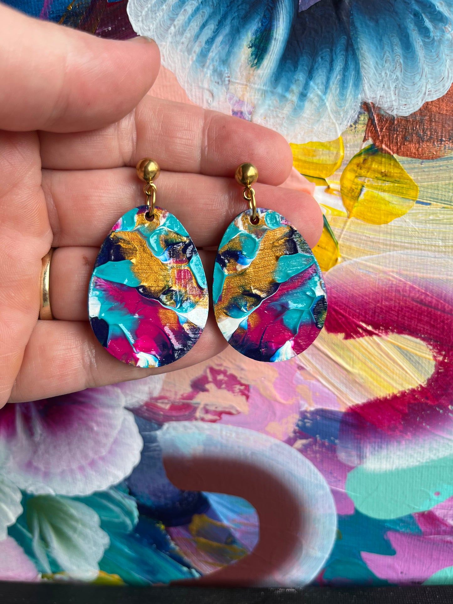 Arty Drop Drops Ball top Dangles