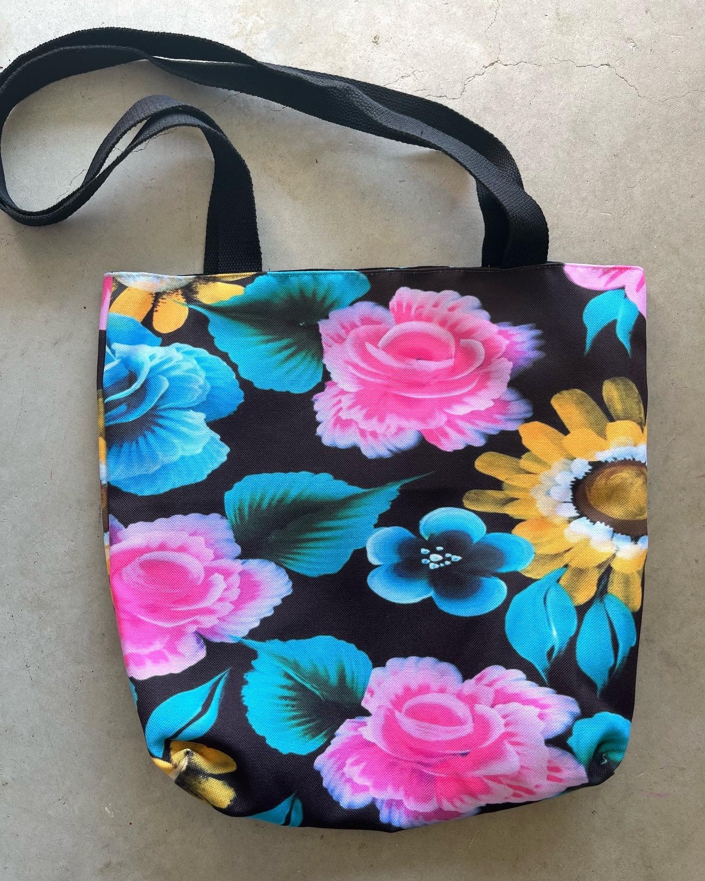 Flowers Arty Tote Bags (SMALL)