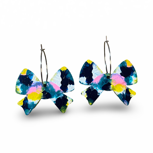 Abstract Arty Bow Hoops