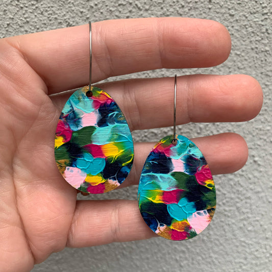 Abstract Arty Drop Hoops